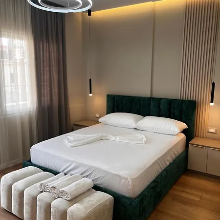 Deluxe Double With Balcony 104 Гостевой дом *