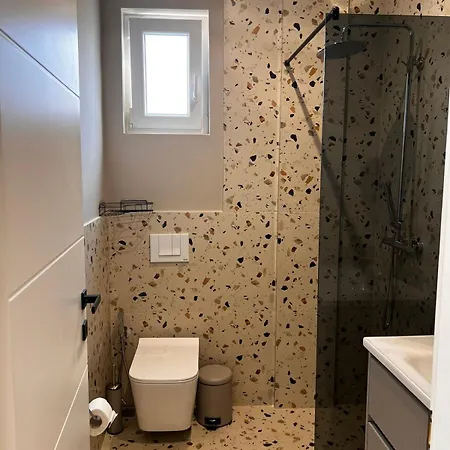 Гостевой дом Deluxe Double With Balcony 104